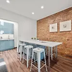Luxury And Stylish 2Bedroom Apartment On Carson, South Flats, Pittsburgh